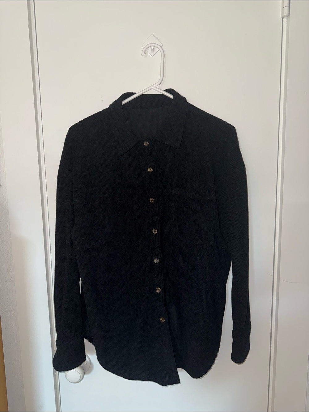 Men/womens Black Button-Up Knit Jacket